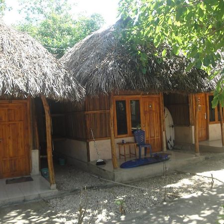 נמבראלה Ova Baluk Bungalow מראה חיצוני תמונה